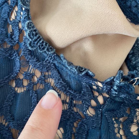 Juniors formal dress blue lace - Picture 7 of 7